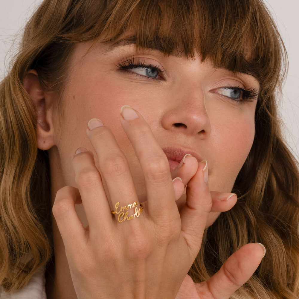 Anillo Personalizado con 1 a 4 Nombres Grabados